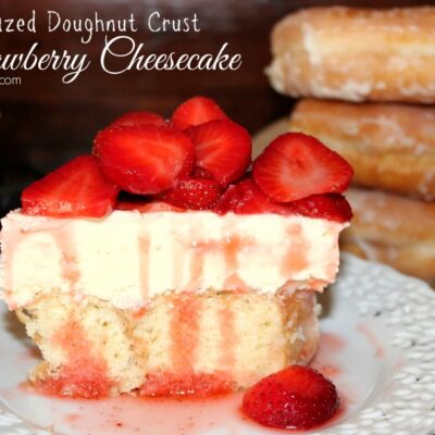 ~Glazed Doughnut Crust Strawberry Cheesecake!