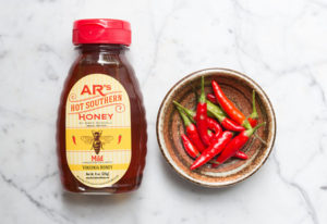 ~AR’s HOT SOUTHERN HONEY & Holmsted Fines Chutney!