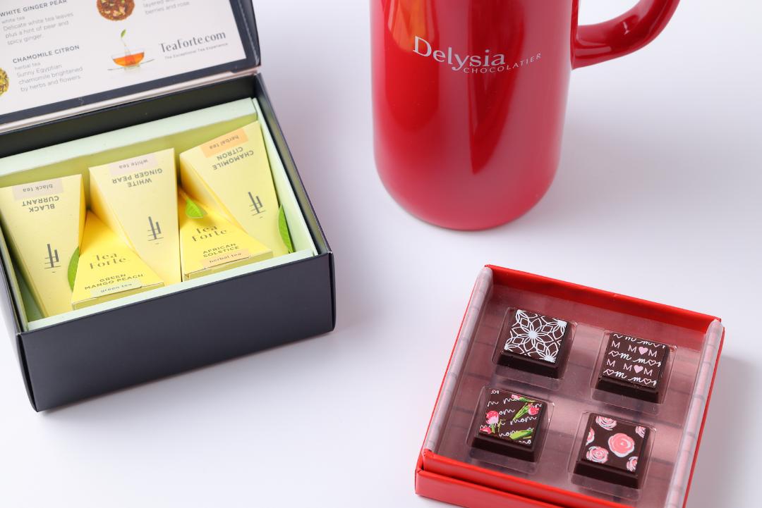 ~Delysia Chocolatier’s Tea Time with Mom: Virtual chocolate & tea pairing set!