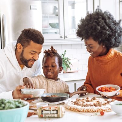 ~3 Ways to Successfully Share Your Love of Food With Your Family!